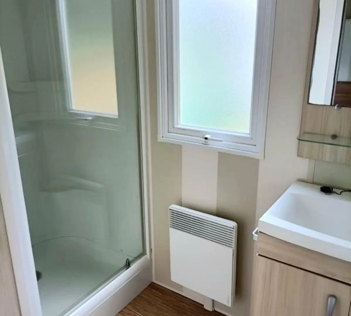 Mobil Home With Pool In דינאר 0*,  צרפת